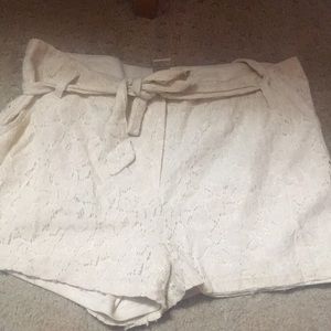 Cream lace shorts